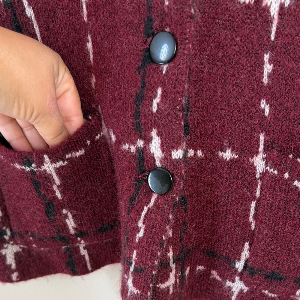 Adrienne Vittadini Burgundy Preppy Cardigan Size M - Picture 10 of 11